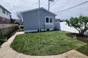 4147 Prairie St, Schiller Park, IL 60176 - Photo 17