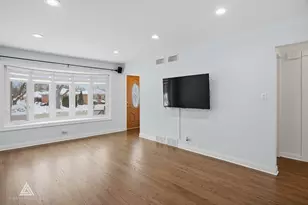 3644 Scott St, Franklin Park, IL 60131 - Photo 3