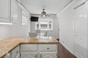 3644 Scott St, Franklin Park, IL 60131 - Photo 7