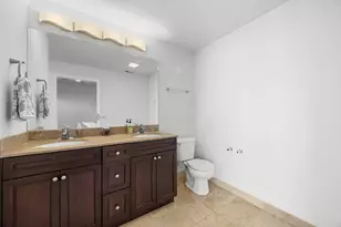 2602 W Diversey Ave, Chicago, IL 60647 - Photo 11