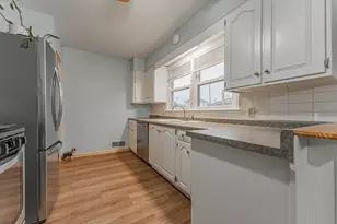 205 E Park St, Danvers, IL 61732 - Photo 7