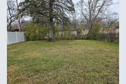 2224 W 157th Street, Harvey, IL 60426 - Photo 7