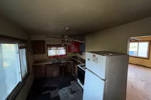 16243 Sussex Ave, Markham, IL 60428 - Photo 3