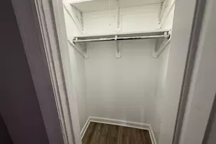 6930 N Greenview Ave, Chicago, IL 60626 - Photo 11