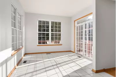 16139 Seneca Lake Circle, Crest Hill, IL 60403 - Photo 9