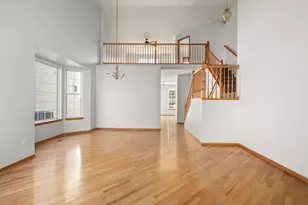 16139 Seneca Lake Cir, Crest Hill, IL 60403 - Photo 3