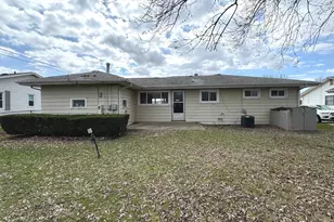 505 W Brookmont Blvd, Bradley, IL 60915 - Photo 17