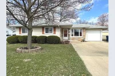 505 W Brookmont Boulevard, Bradley, IL 60915 - Photo 1