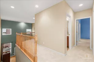 1631 Pauline Cir, Mundelein, IL 60060 - Photo 21