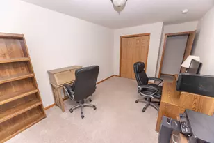 1102 Nikki Ct, Joliet, IL 60431 - Photo 13