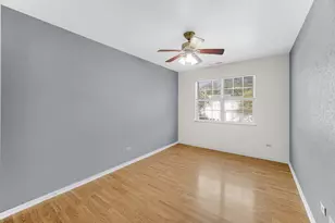 535 Normandie Ln, Round Lake Beach, IL 60073 - Photo 13