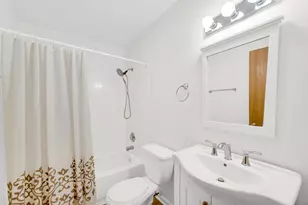 535 Normandie Ln, Round Lake Beach, IL 60073 - Photo 17