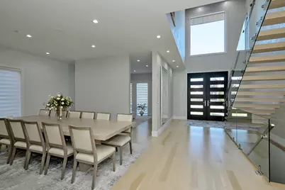 6644 N Knox Avenue, Lincolnwood, IL 60712 - Photo 31