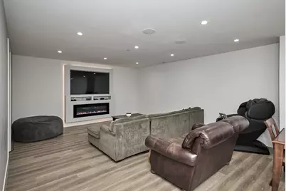 6644 N Knox Avenue, Lincolnwood, IL 60712 - Photo 45