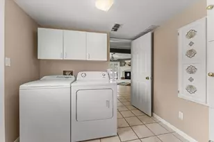 2501 Cherry Hills Dr, Champaign, IL 61822 - Photo 31