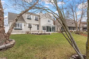 2501 Cherry Hills Dr, Champaign, IL 61822 - Photo 43