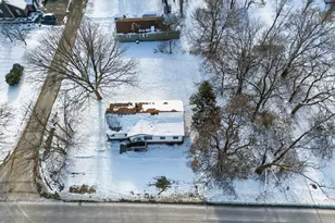 808 Mills Rd, Joliet, IL 60433 - Photo 3