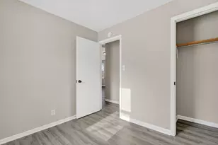 808 Mills Rd, Joliet, IL 60433 - Photo 15