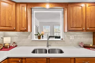 512 Norton Dr, Oak Lawn, IL 61943 - Photo 21