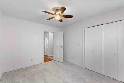 512 Norton Drive, Oak Lawn, IL 61943 - Photo 29