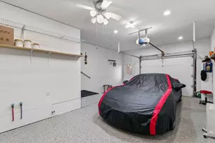 512 Norton Dr, Oak Lawn, IL 61943 - Photo 37