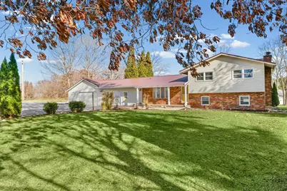 512 Norton Drive, Oak Lawn, IL 61943 - Photo 1