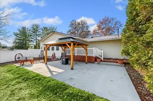 512 Norton Dr, Oak Lawn, IL 61943 - Photo 45