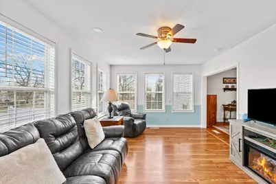 512 Norton Drive, Oak Lawn, IL 61943 - Photo 23