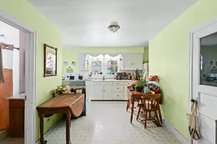 524 N State St, Gibson City, IL 60936 - Photo 9