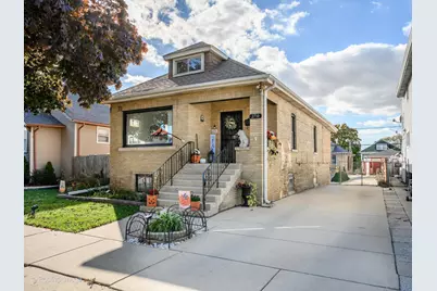2710 N 74th Avenue N, Elmwood Park, IL 60707 - Photo 1