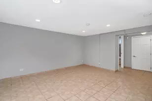 [Address not provided], La Grange, IL 60525 - Photo 19