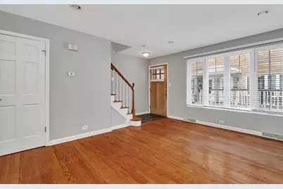 [Address not provided], La Grange, IL 60525 - Photo 13