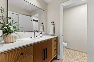 9051 S Roberts Rd, Hickory Hills, IL 60457 - Photo 9