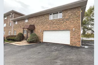 6632 W 95th Street #2C, Oak Lawn, IL 60453 - Photo 1