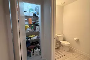 222 S Racine Ave, Chicago, IL 60607 - Photo 19