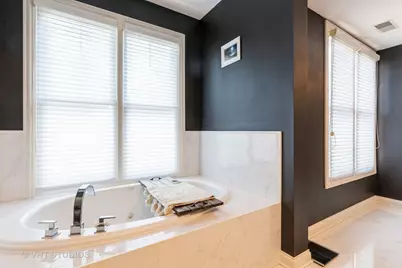 1867 Admiral Court, Glenview, IL 60026 - Photo 13