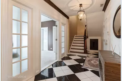 1867 Admiral Court, Glenview, IL 60026 - Photo 3