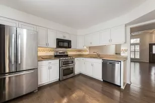 523 Orleans Ave, Naperville, IL 60565 - Photo 9