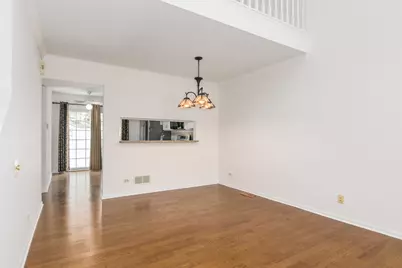 523 Orleans Avenue, Naperville, IL 60565 - Photo 7