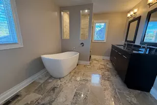 551 83rd St, Burr Ridge, IL 60527 - Photo 33