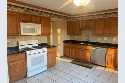 1079 S Lewis Avenue, Lombard, IL 60148 - Photo 7