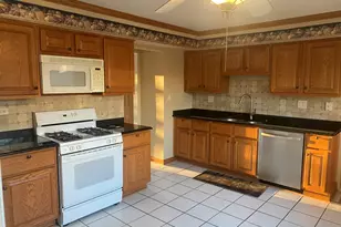 1079 S Lewis Ave, Lombard, IL 60148 - Photo 7