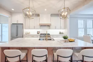 885 Geneva Rd, Saint Charles, IL 60174 - Photo 15