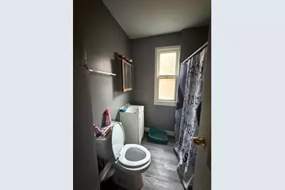 10230 S Yates Boulevard, Chicago, IL 60617 - Photo 9