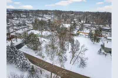 35563 N Hillside Avenue, Round Lake Beach, IL 60073 - Photo 9