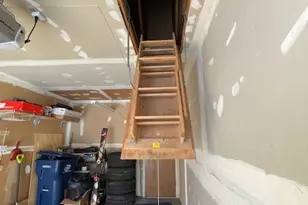 624 Berkley Ct, Schaumburg, IL 60194 - Photo 17