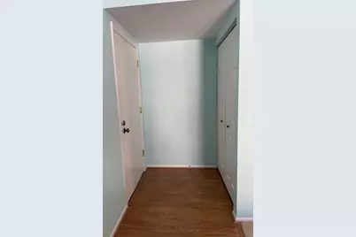 624 Berkley Court #V2, Schaumburg, IL 60194 - Photo 5