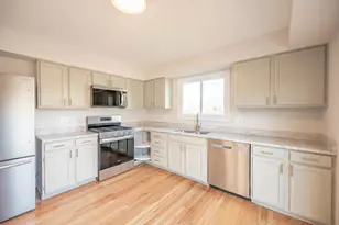 1285 Foxdale Dr, Addison, IL 60101 - Photo 7