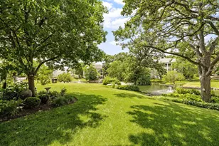 17 Ambriance Dr, Burr Ridge, IL 60527 - Photo 7