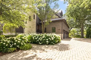 17 Ambriance Dr, Burr Ridge, IL 60527 - Photo 65